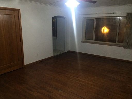 2nd image of 1520 25th St APT 410