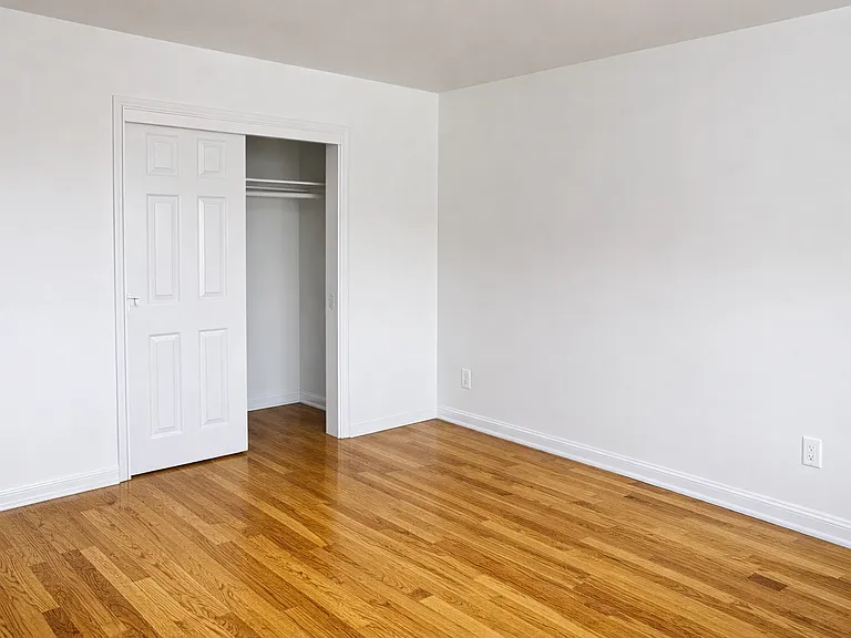 40 Water St #2 — Photo 4
