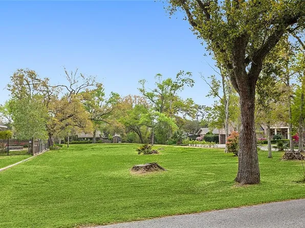 207 Sauve Rd, River Ridge, LA 70123