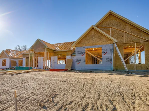 657 S Sugartree Dr, Lipan, TX 76462