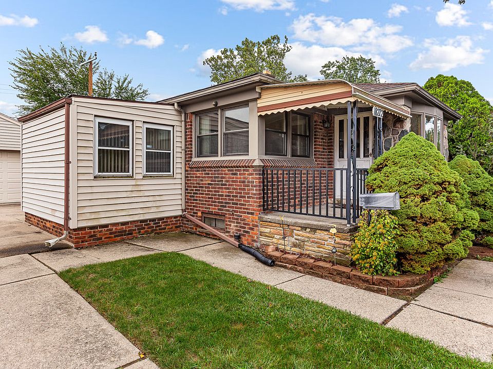 18272 Oak Ave, photo 2
