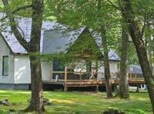 128 Gabrielle Ln, Dingmans Ferry, PA