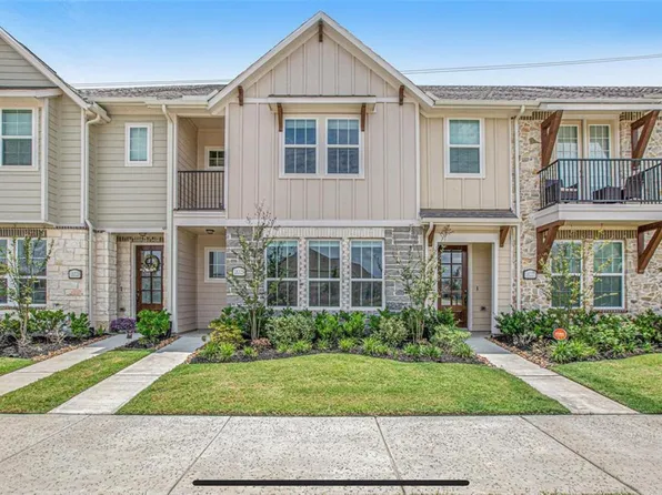 18225 Crystal Knoll Dr, Cypress, TX 77433