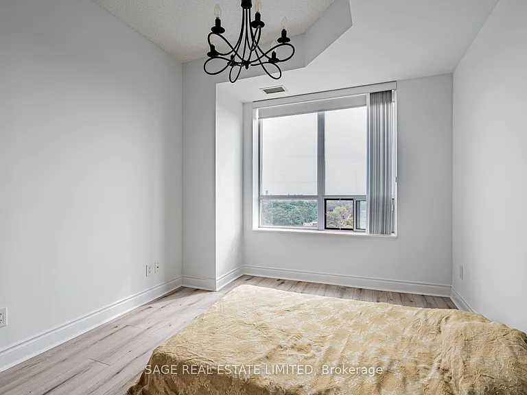 319 Merton St #1205 — Photo 14