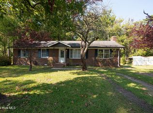 1556 Blue Creek Rd, Jacksonville, NC 28540