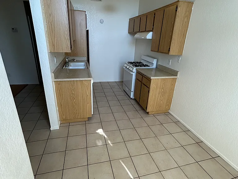1800 E Old Ranch Rd #178 — Photo 3