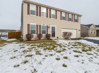 404 Mozart Ln, Volo, IL 60073