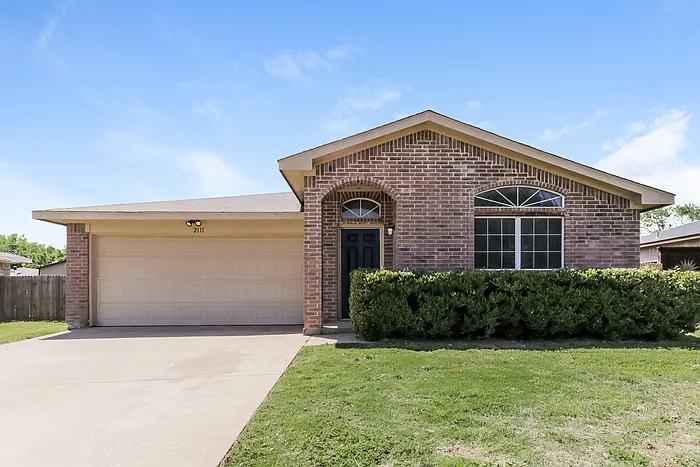 2111 Dandelion Dr — Photo 1