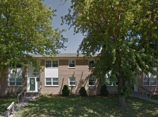 2631 N Pine St #1, Davenport, IA 52804