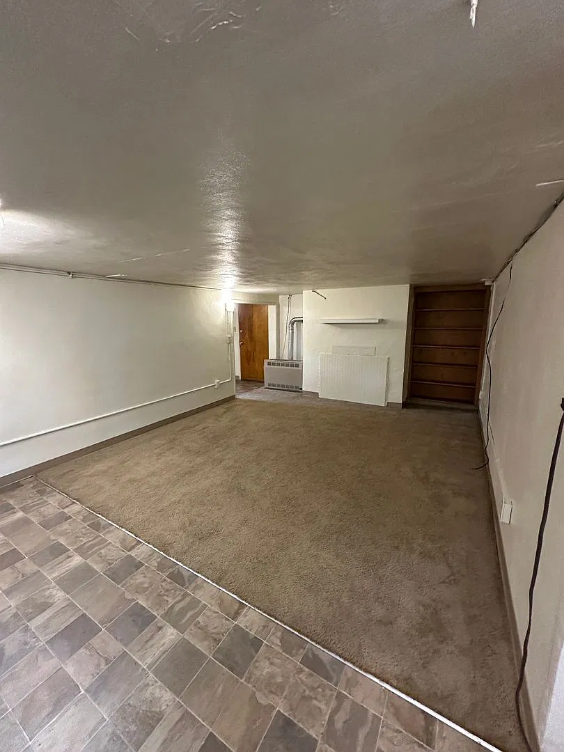 (487) 25th Street Duplex 2 Bdrm / 1 Bth w/ 2 living Rooms (Free Power) — Photo 4