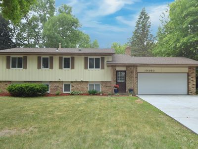 10260 Yorktown Ln N, Maple Grove, MN, 55369