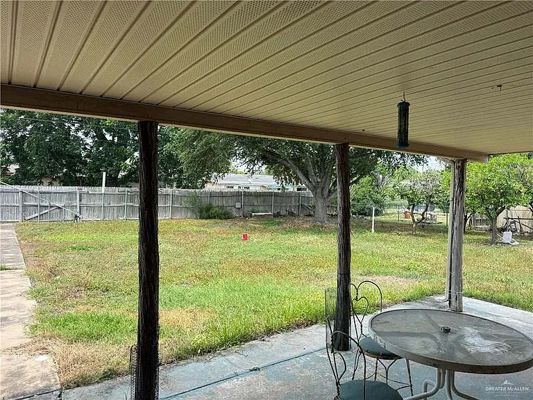 710 Camellia Ave — Photo 15
