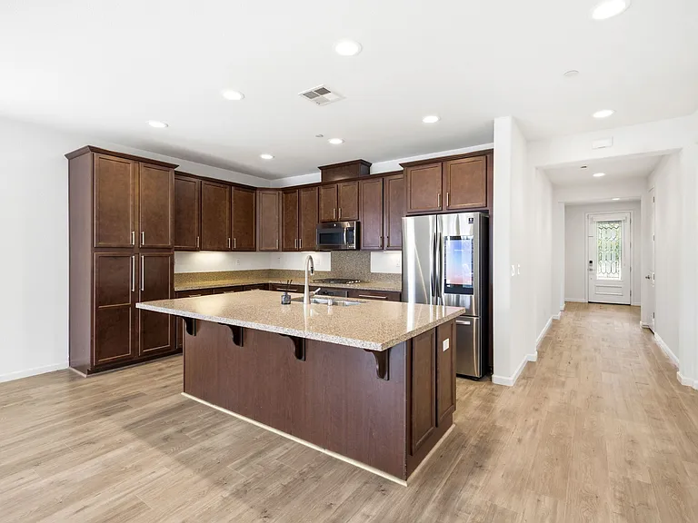 8600 Arcos Way — Photo 13