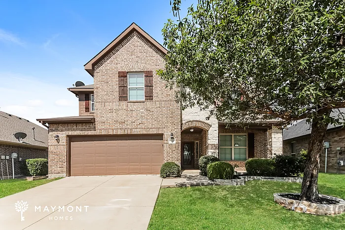 604 Kinghaven Dr — Photo 1