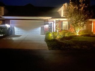 6608 Woods Mill Dr, Louisville, KY 40272