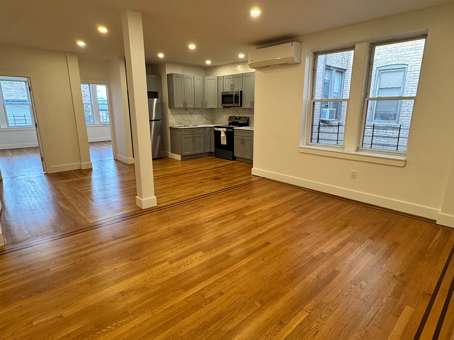 4 bed, 1700 sqft, $3,800 — Photo 2