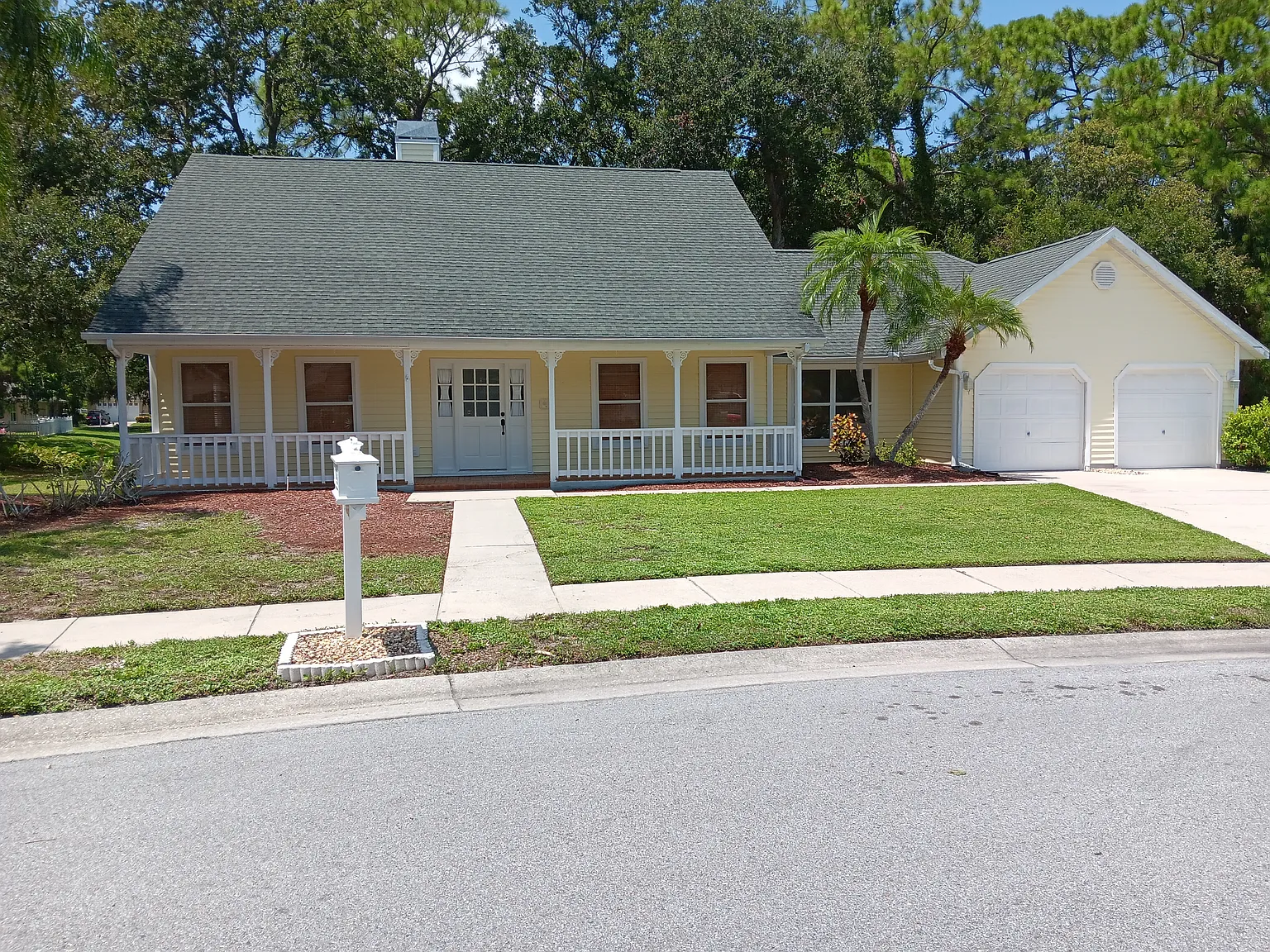 3 bed, 2606 sqft, $2,700 — Photo 1