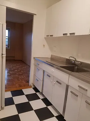 Sold by Level Group | media 5