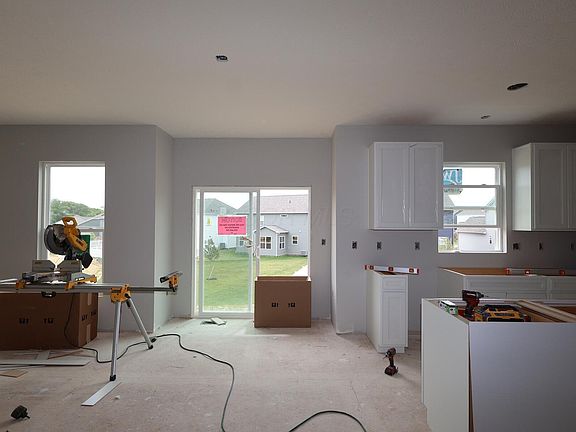 4th image of 4594 Pinnacle Quarry Dr