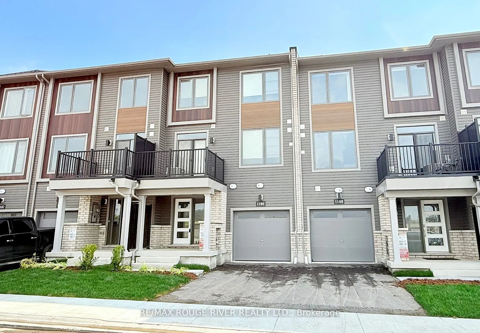 2 bed, $2,500 — Photo 1