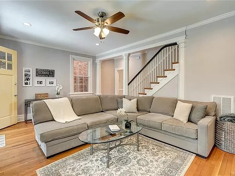 2414 Maplewood Ave — Photo 8