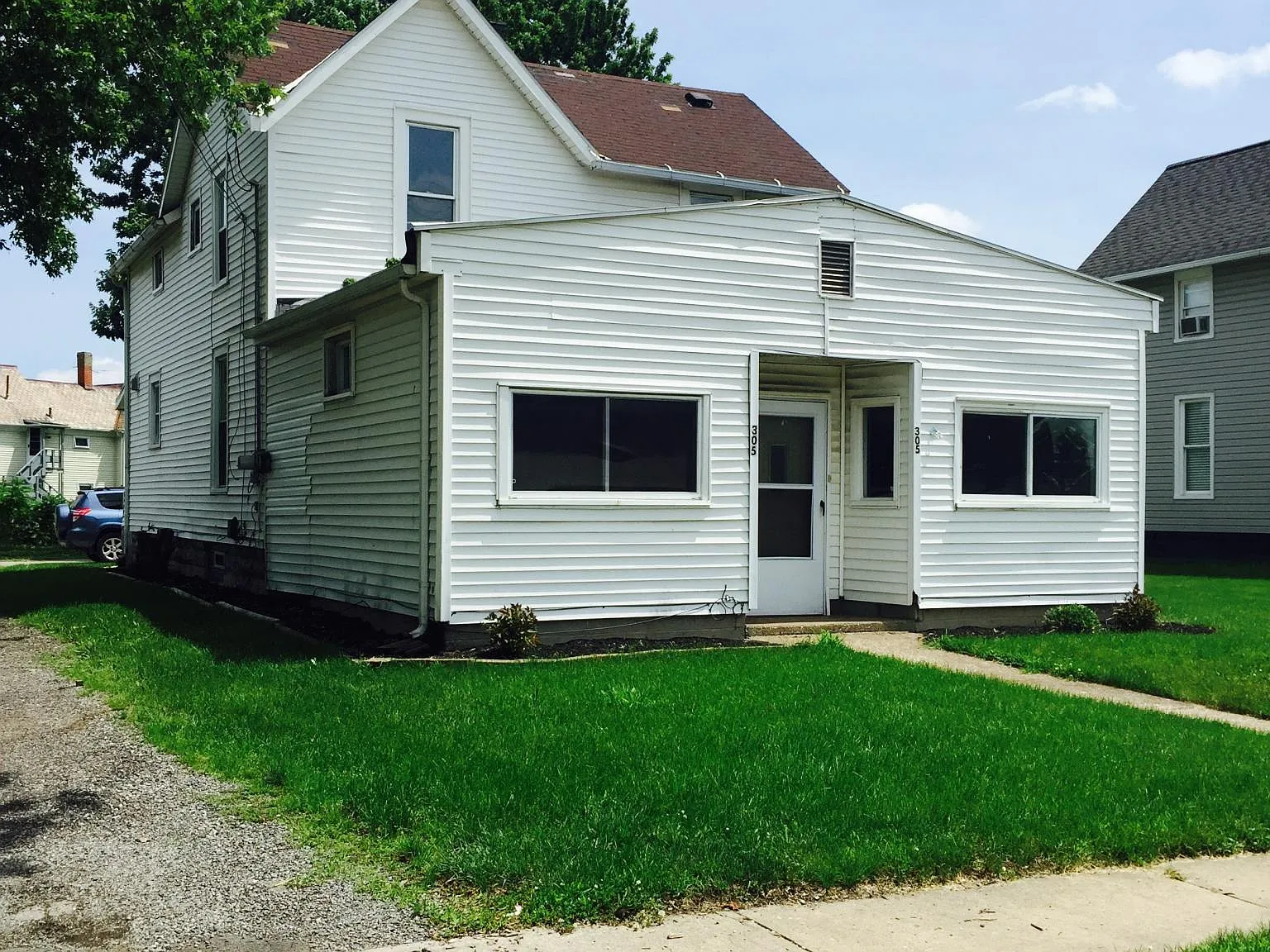 5 bed, 1.5 bath, 1400 sqft, $1,400 — Photo 3