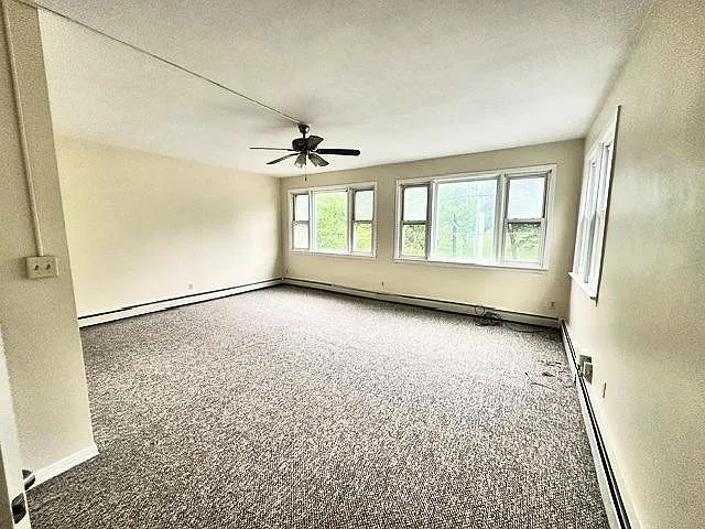 2 bed, 1.0 bath, 1100 sqft, $2,200 — Photo 4