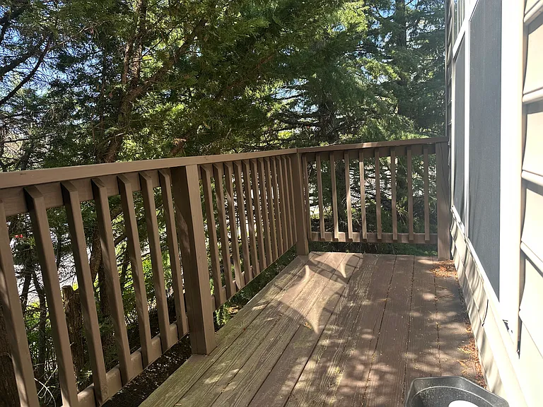 61 Harbour Heights Dr — Photo 15