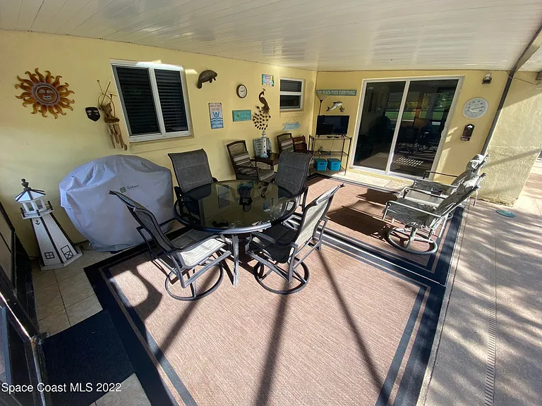 8800 Sea Shell Ln — Photo 12
