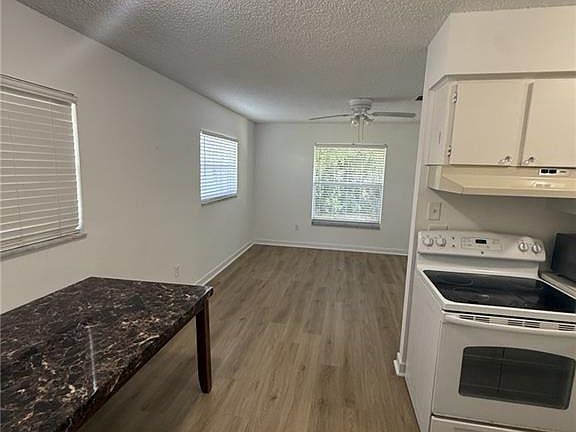5th image of 1124 Highlands Dr