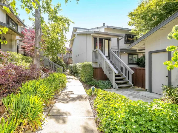 20694 Waterford Pl, Castro Valley, CA 94552