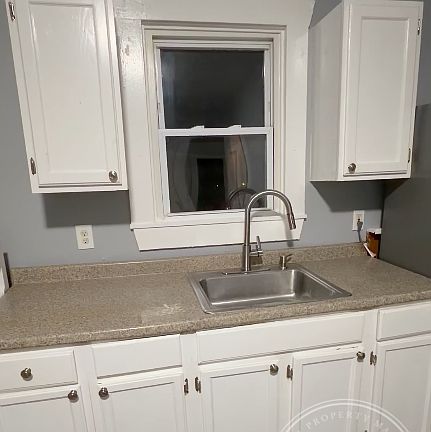 3rd image of 1272 Pleasant St #1baf0137e