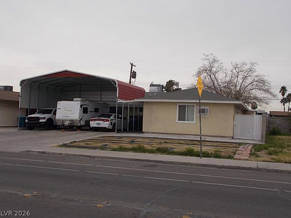 2nd image of 4333 W Bonanza Rd