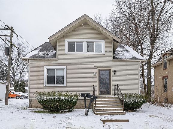 2nd image of 113 Ballard St