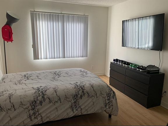 2nd image of 9730 Zelzah Ave APT 105