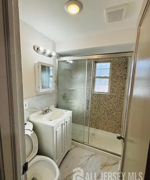 636 Cora Pl — Photo 5