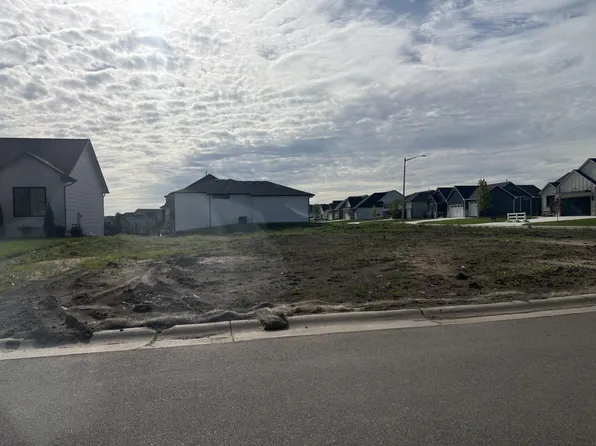 3626 N Bristol Ct, Wichita, KS 67226
