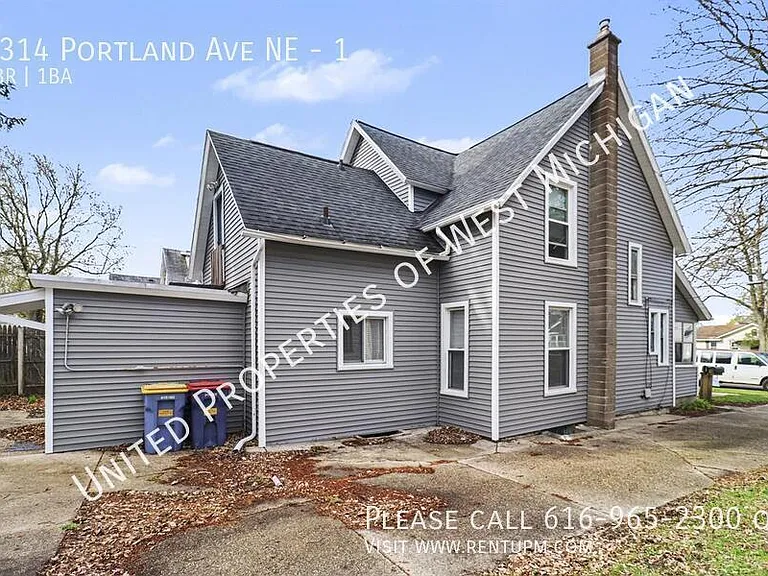 1314 Portland Ave NE #1 — Photo 12