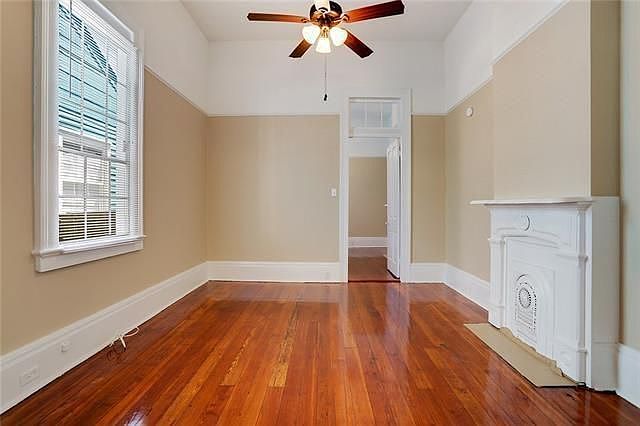 1st image of 815 Clouet St