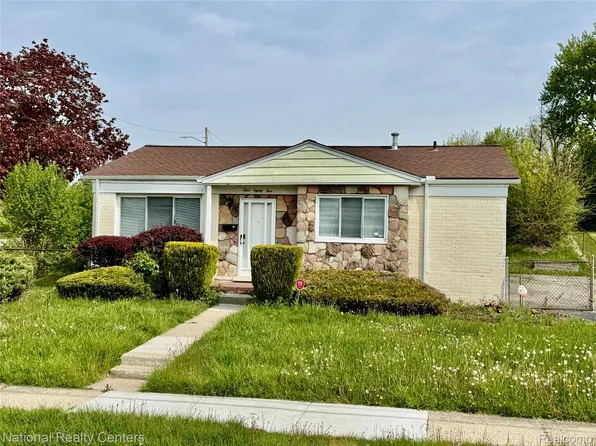 185 Gage St, Pontiac, MI 48342