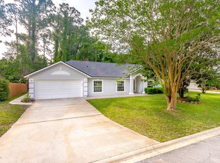 1233 Shallowford Dr E, Jacksonville, FL 32225