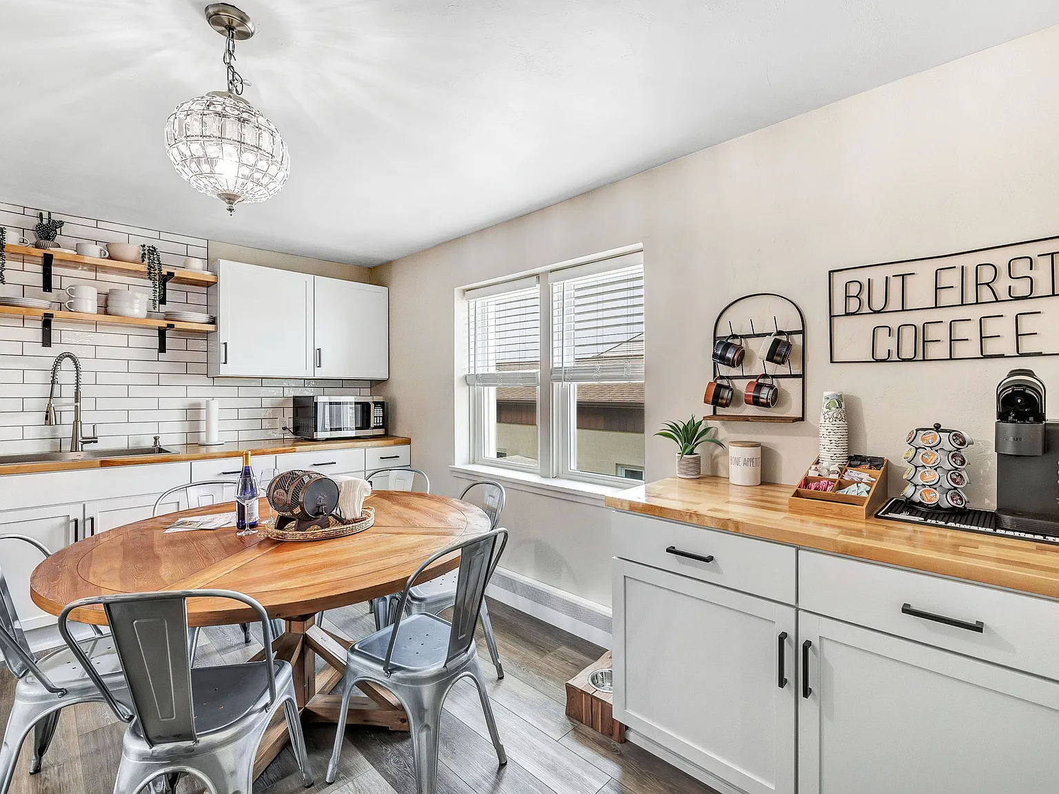 2 bed, $6,750 — Photo 1