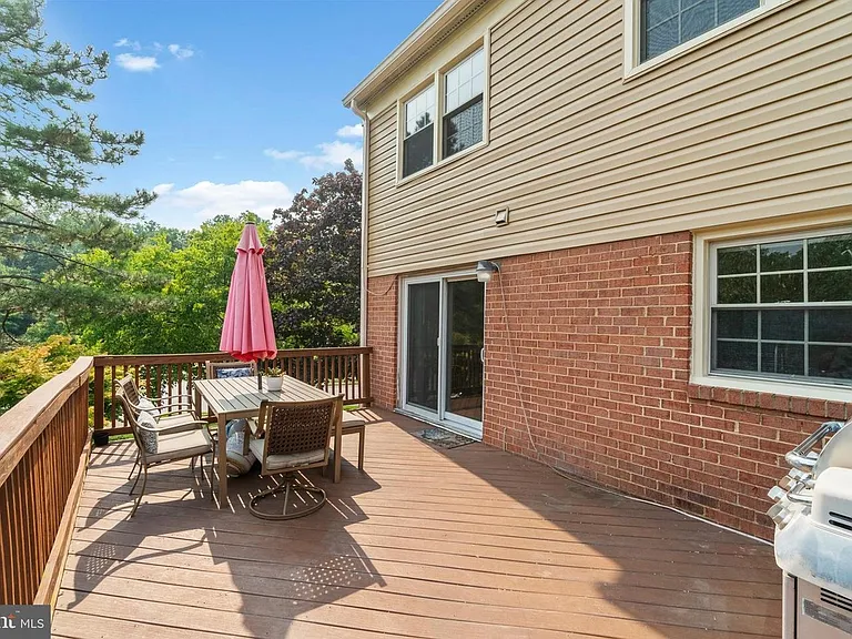 10223 Provincetown Ct — Photo 8