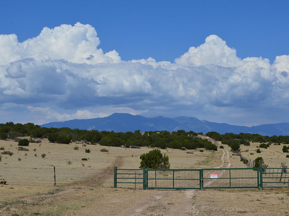 1st image of Claymine Rd