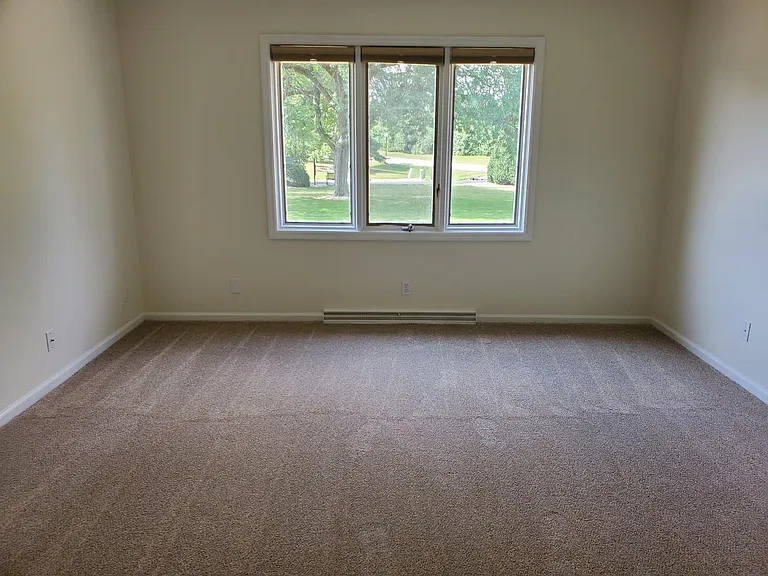 2333 W Cumberland Ct — Photo 13