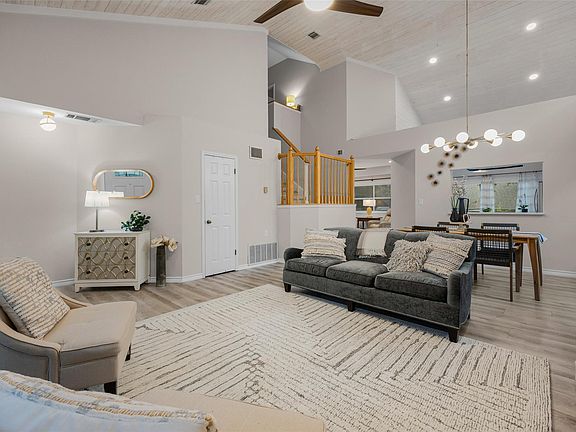 5th image of 1211 Cardinal Ln