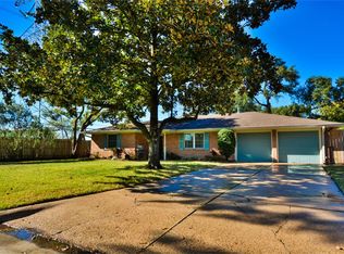 3003 Helberg Rd, Houston, TX 77092