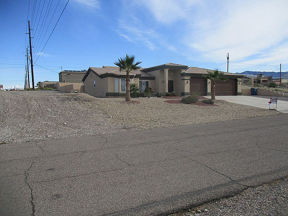 2nd image of 1691 Chandler Dr