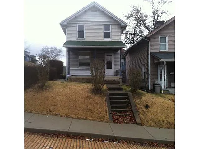 818 Ferree St photo 1
