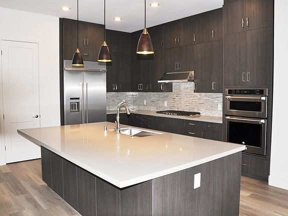 4th image of 45168 Tom Blalock St #1